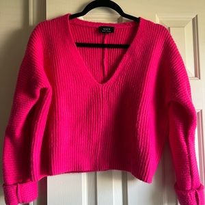 Vici Cropped Sweater hot pink